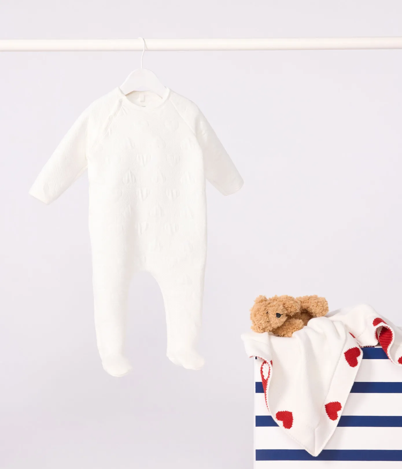 Petit Bateau Schlafanzüge, Strampler|Newborn*Baby-Schlafanzug mit Herz-Print weiss MARSHMALLOW