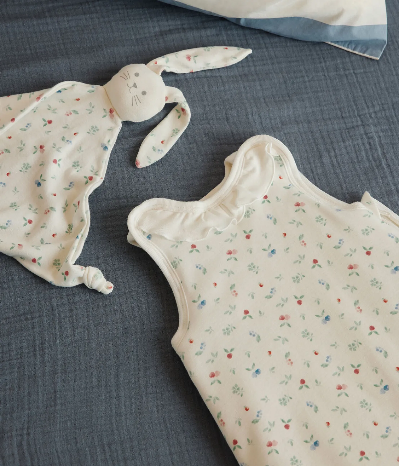 Petit Bateau Schlafsäcke, Decken|Newborn*Babyschlafsack aus Baumwolle mit Frucht-Motiv TOG-Wert 2 weiss MARSHMALLOW/weiss MULTICO
