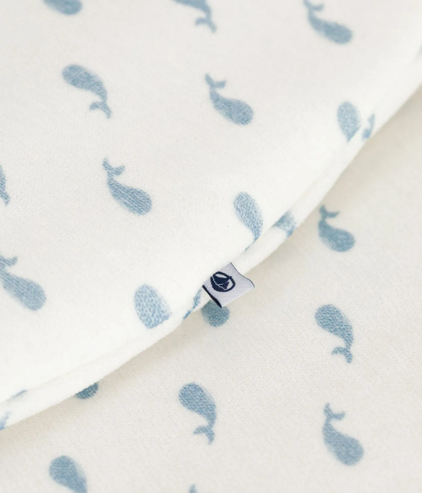 Petit Bateau Schlafsäcke, Decken|Newborn*Baby-Schlafsack aus Nicki mit Walmotiv TOG-Wert 3 MARSHMALLOW/ ADRIATIC