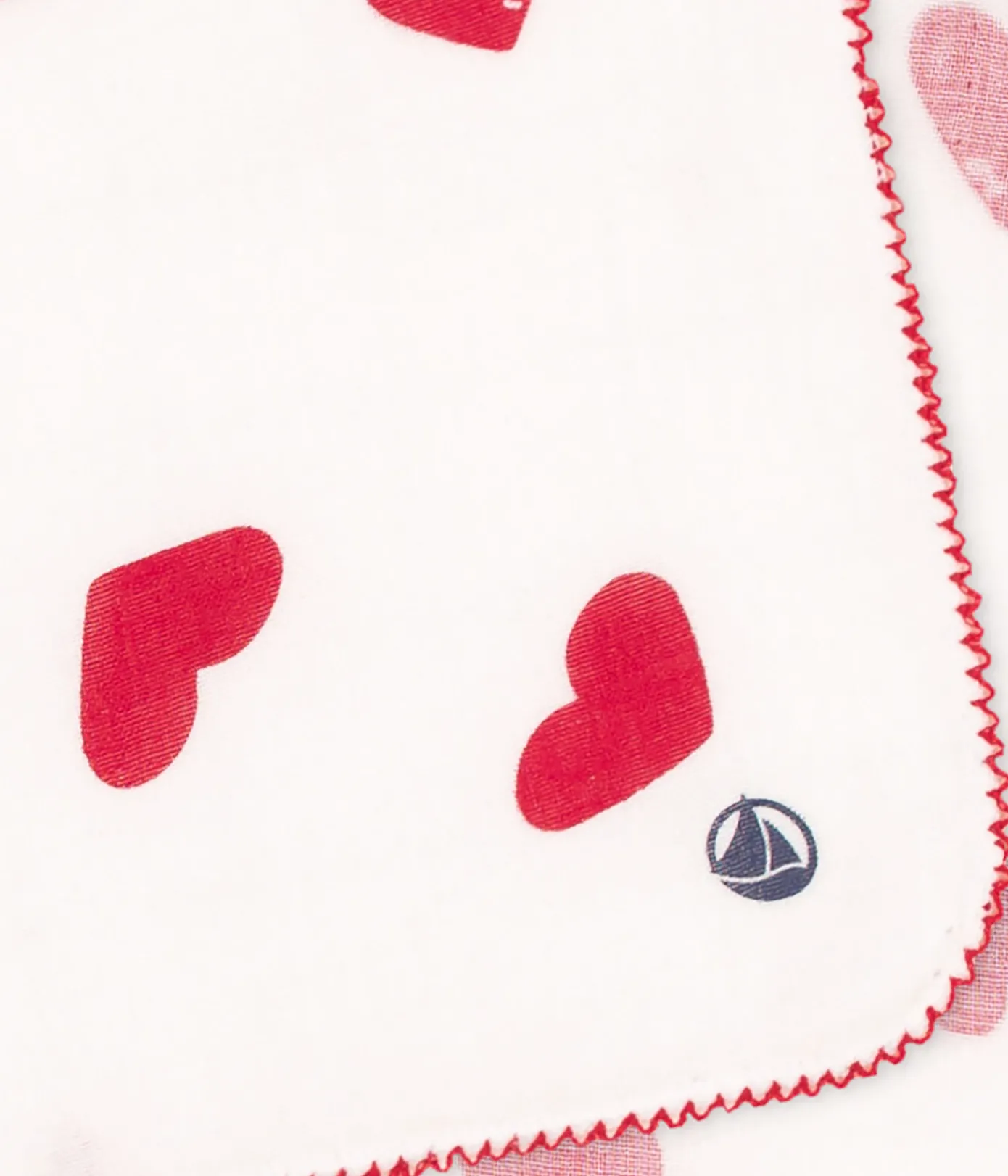 Petit Bateau Newborn*BABY-TASCHENTUCH MIT HERZMOTIV AUS BAUMWOLLGAZE weiss MARSHMALLOW/ROT TERKUIT