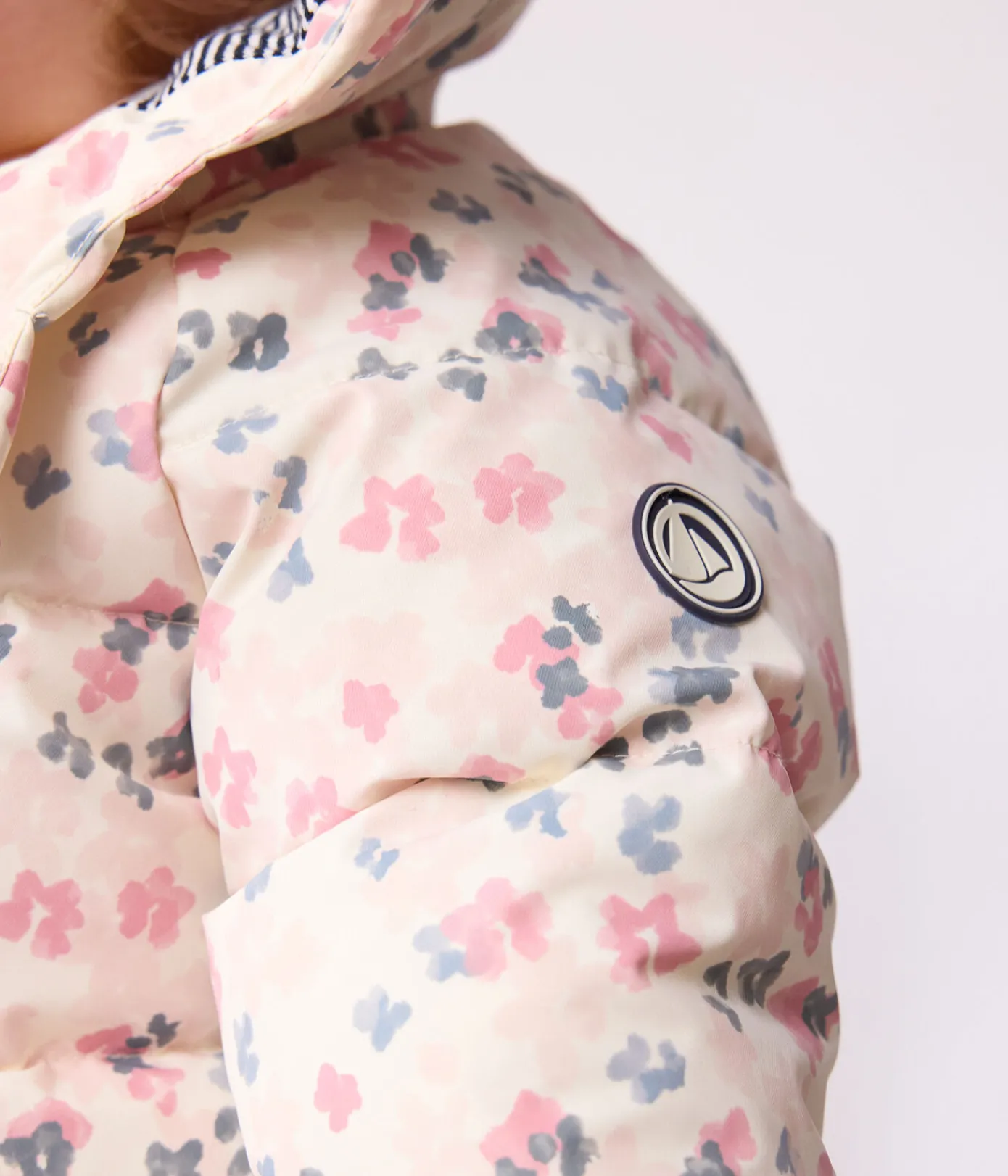 Petit Bateau Jacken, Anoraks*Baby-Winterjacke mit Apfelmuster MILK/ MULTICO