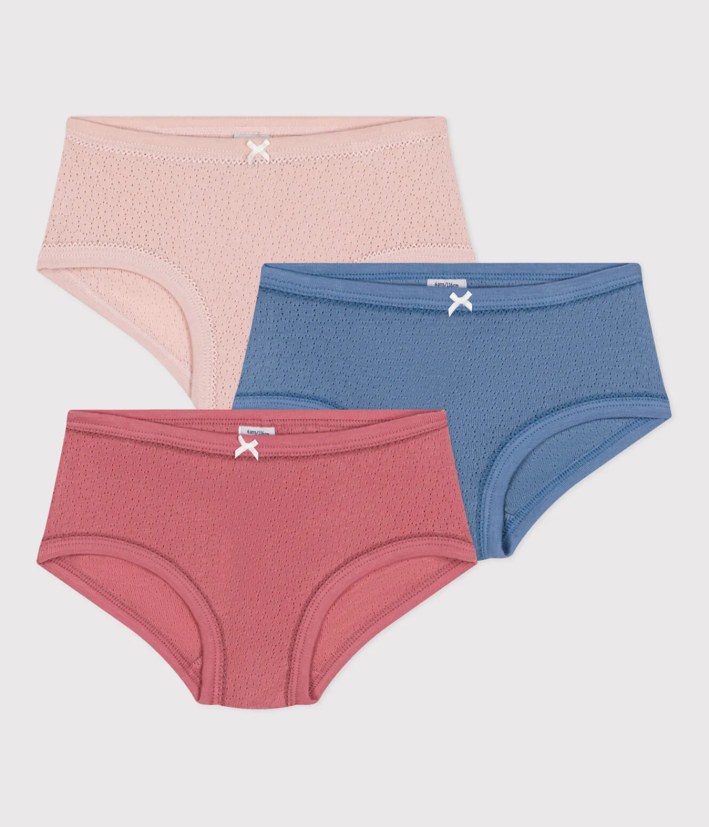 Petit Bateau Unterhosen, Shortys*3er-Set Kinder-Slips High-Waist aus einfarbiger Baumwolle mit Lochstickerei variante 1