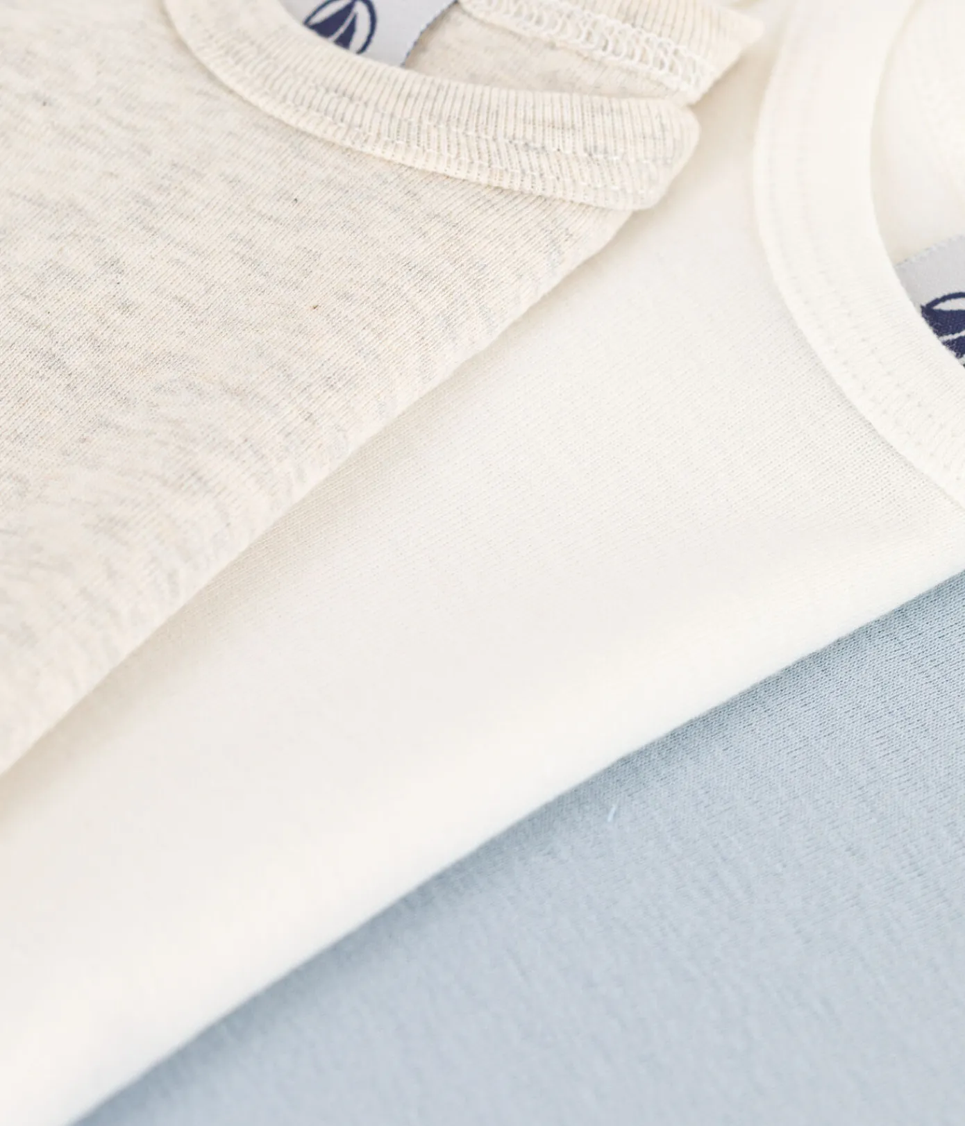 Petit Bateau Bodys*3er-Set langärmelige einfarbige Bodys aus Baumwolle variante 1