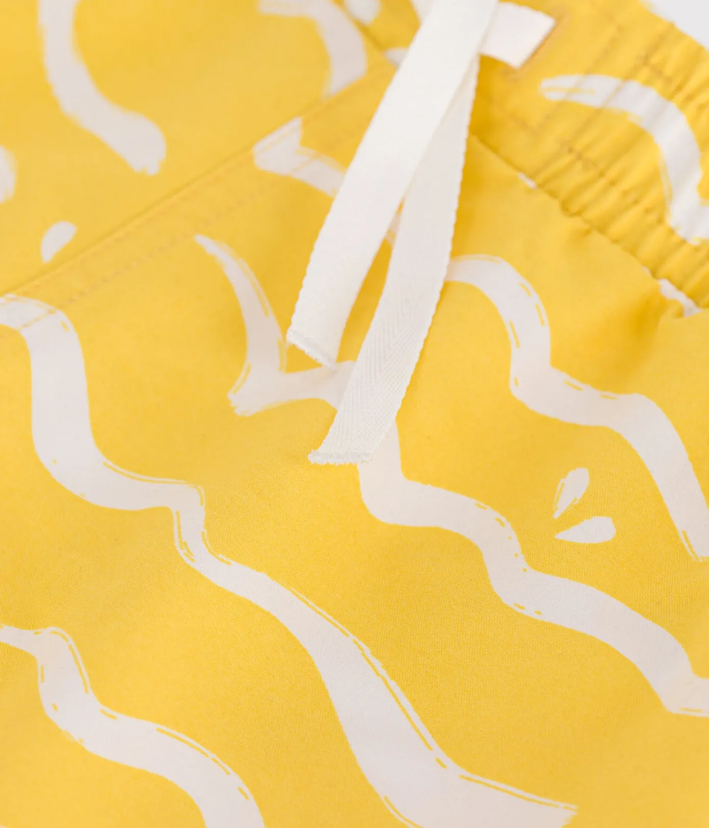 Petit Bateau Bademode, Uv-Kleidung*Kinder-Badeshorts mit Muster gelb ORGE/weiss MARSHMALLOW