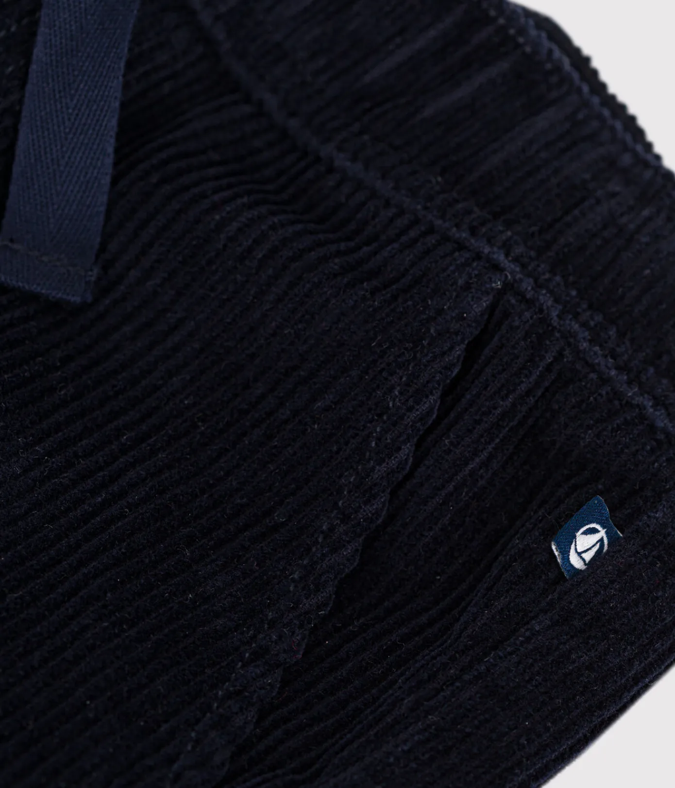 Petit Bateau Shorts, Jeans, Hosen*Kinder-Hose mit geradem Schnitt aus Fein-Cord für Jungen blau SMOKING