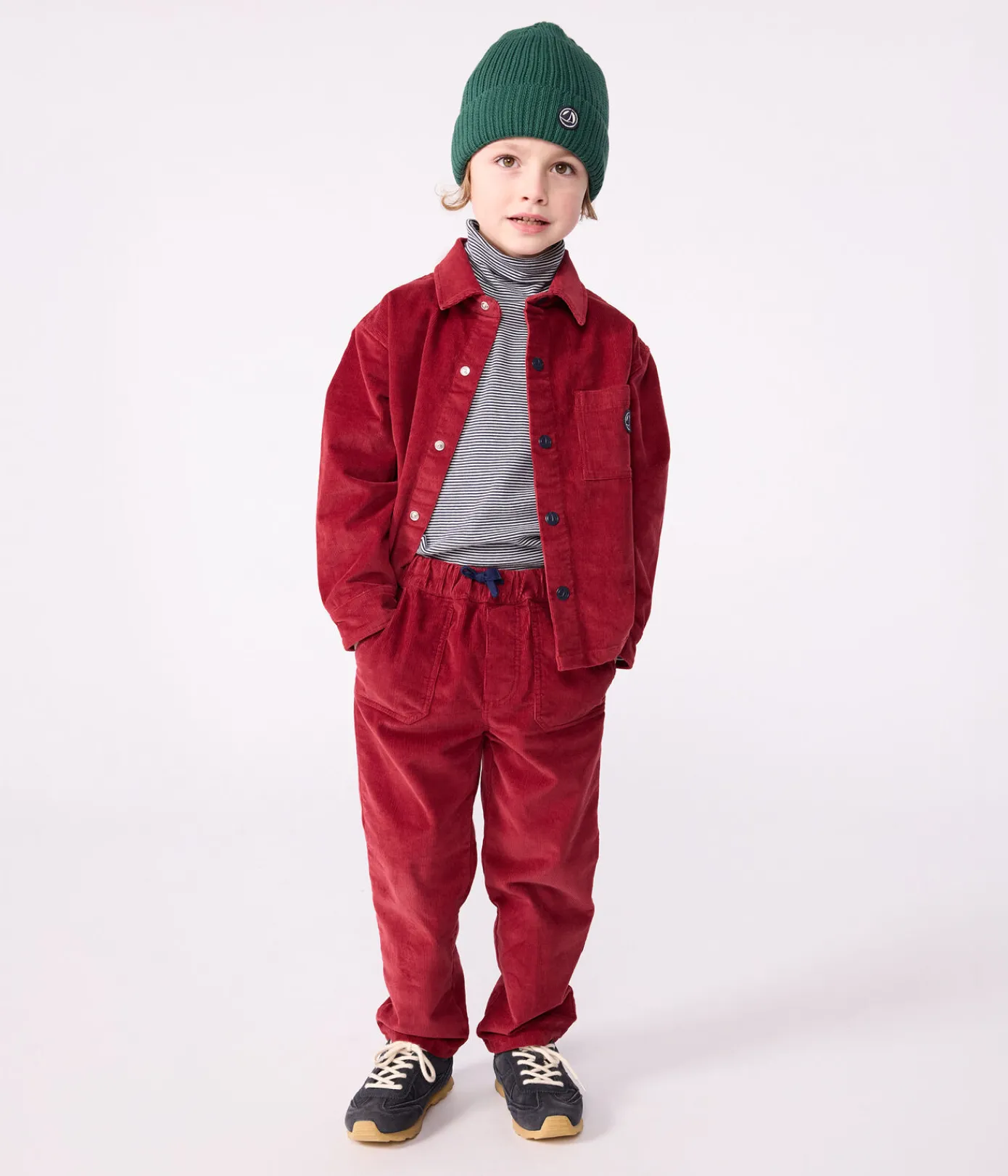 Petit Bateau Shorts, Jeans, Hosen*Kinder-Hose mit geradem Schnitt aus einfarbigem Fein-Cord AMARANTE
