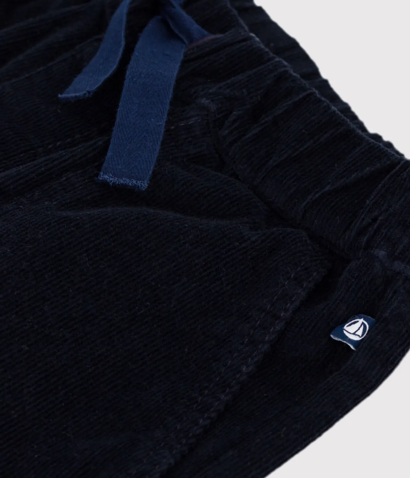 Petit Bateau Shorts, Jeans, Hosen*Kinder-Hose mit geradem Schnitt aus einfarbigem Fein-Cord blau SMOKING