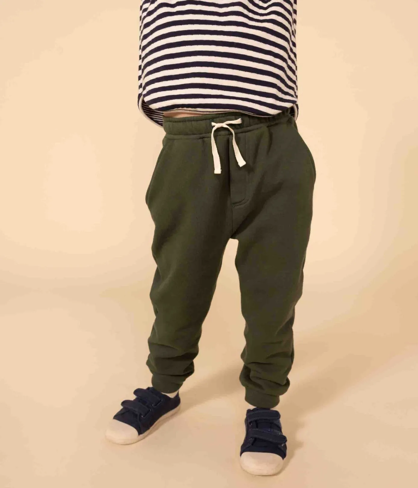 Petit Bateau Shorts, Jeans, Hosen*Kinder-Jogginghose für Jungen grün AVORIAZ