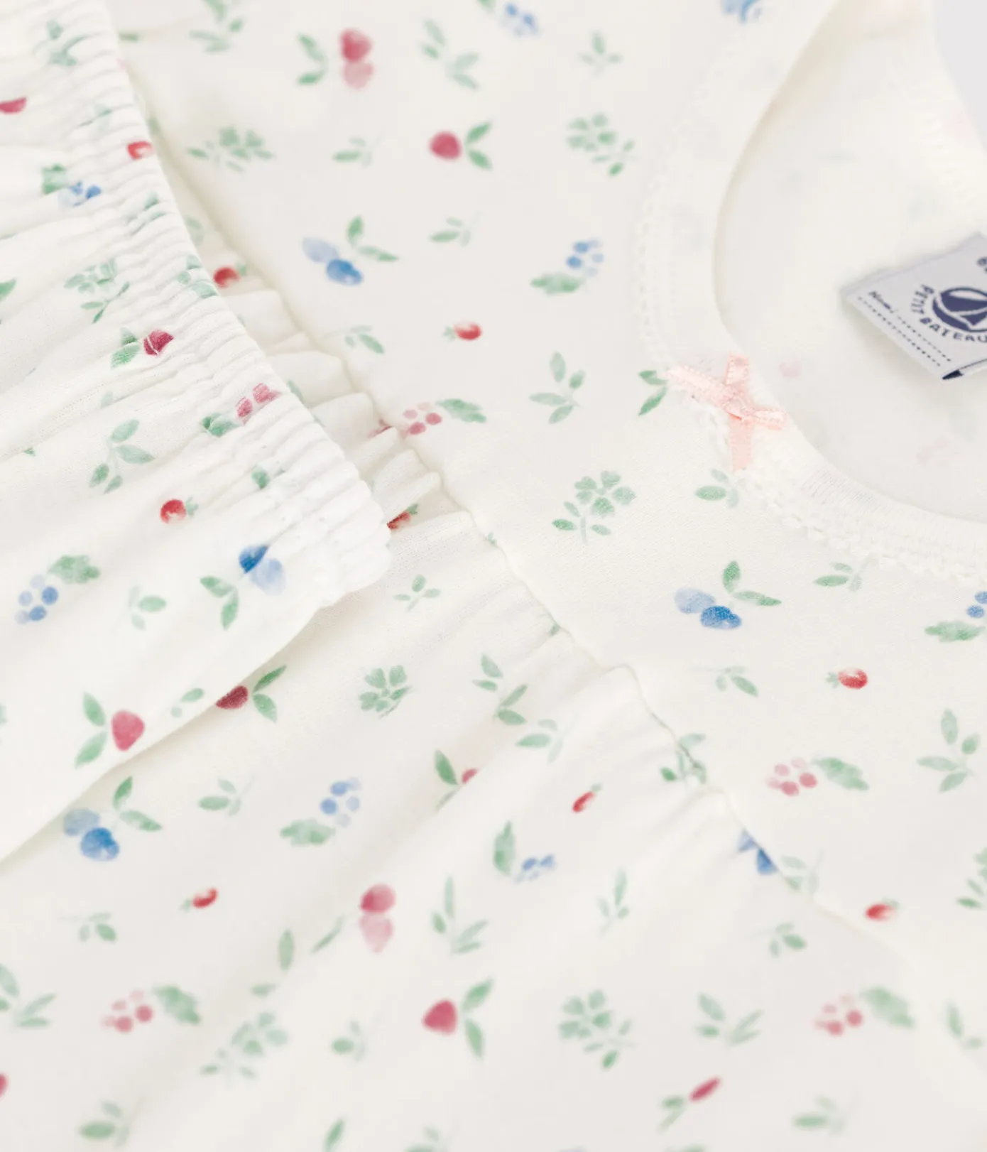 Petit Bateau Schlafanzüge, Nachthemden*Kinder-Kurzpyjama aus Baumwolle mit Fruchtmotiv weiss MARSHMALLOW/weiss MULTICO