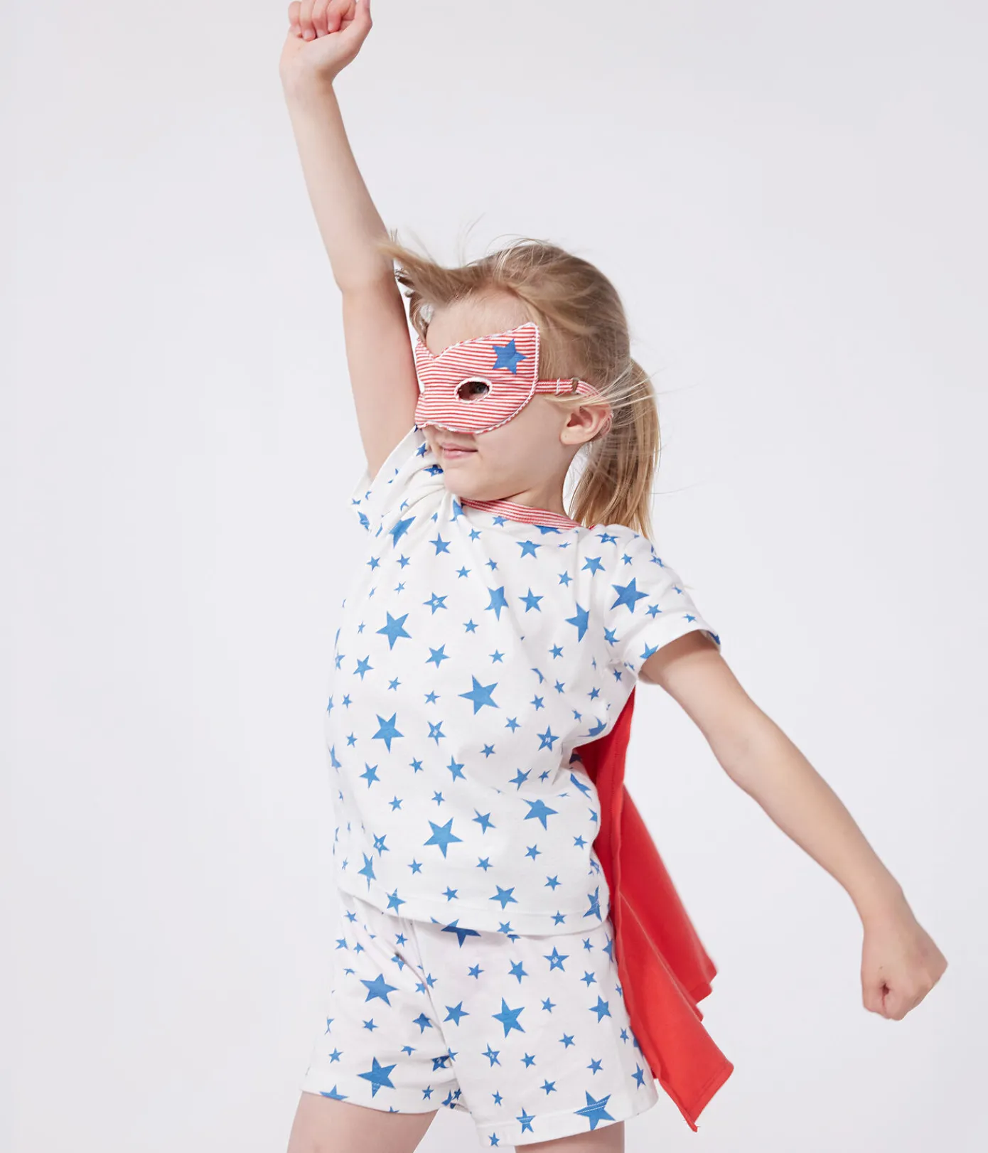 Petit Bateau Schlafanzüge, Pyjamas|Schlafanzüge, Nachthemden*Kinder-Kurzpyjama zum Verkleiden aus phoshoreszierender Baumwolle mit Cape weiss MARSHMALLOW/weiss MULTICO