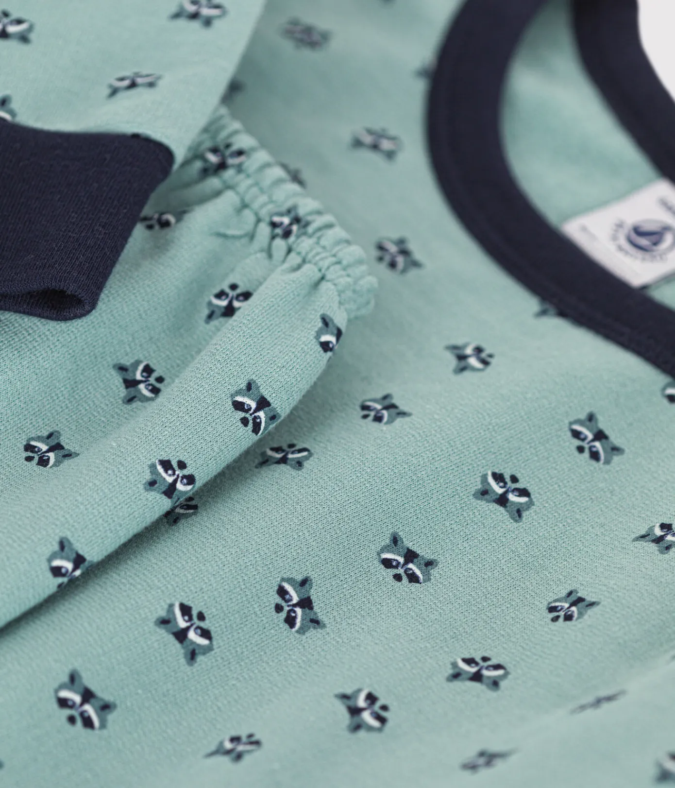 Petit Bateau Schlafanzüge, Pyjamas|Schlafanzüge, Nachthemden*Kinder-Pyjama aus aufgerautem Molton mit Waschbär-Motiv PAUL/ MULTICO