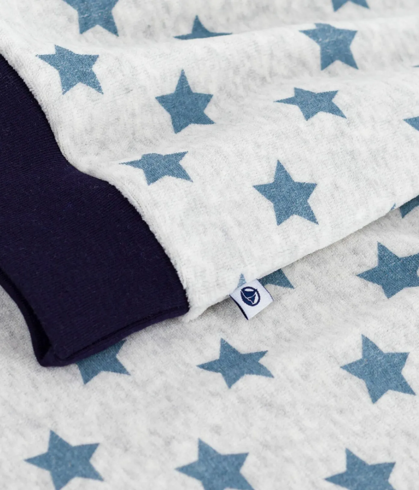 Petit Bateau Schlafanzüge, Pyjamas*Kinder-Pyjama aus Nicki mit Sternmotiv BELUGA/ ADRIATIC