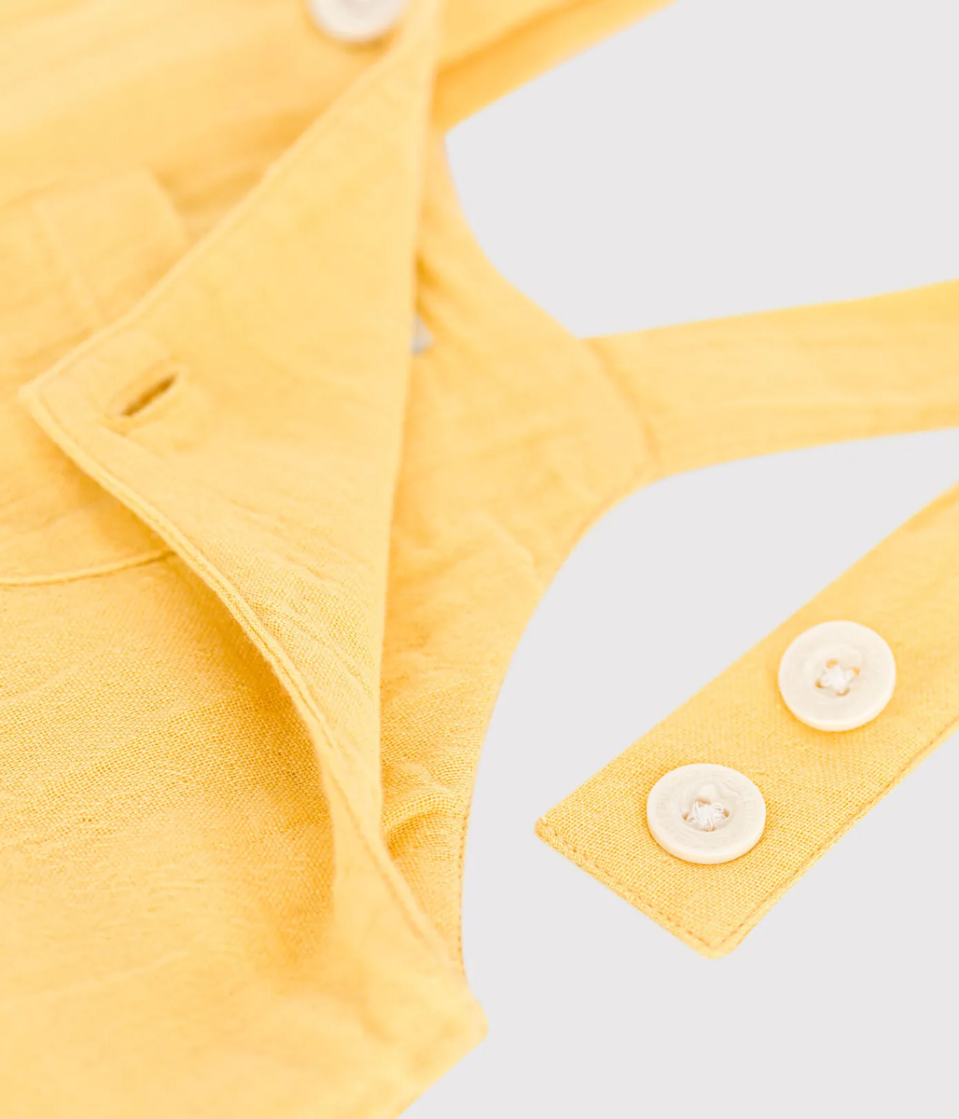 Petit Bateau Sets, Overalls & Latzhosen*Kurzbeinige Baby-Latzhose aus einfarbigem Musselin-Stoff gelb ORGE