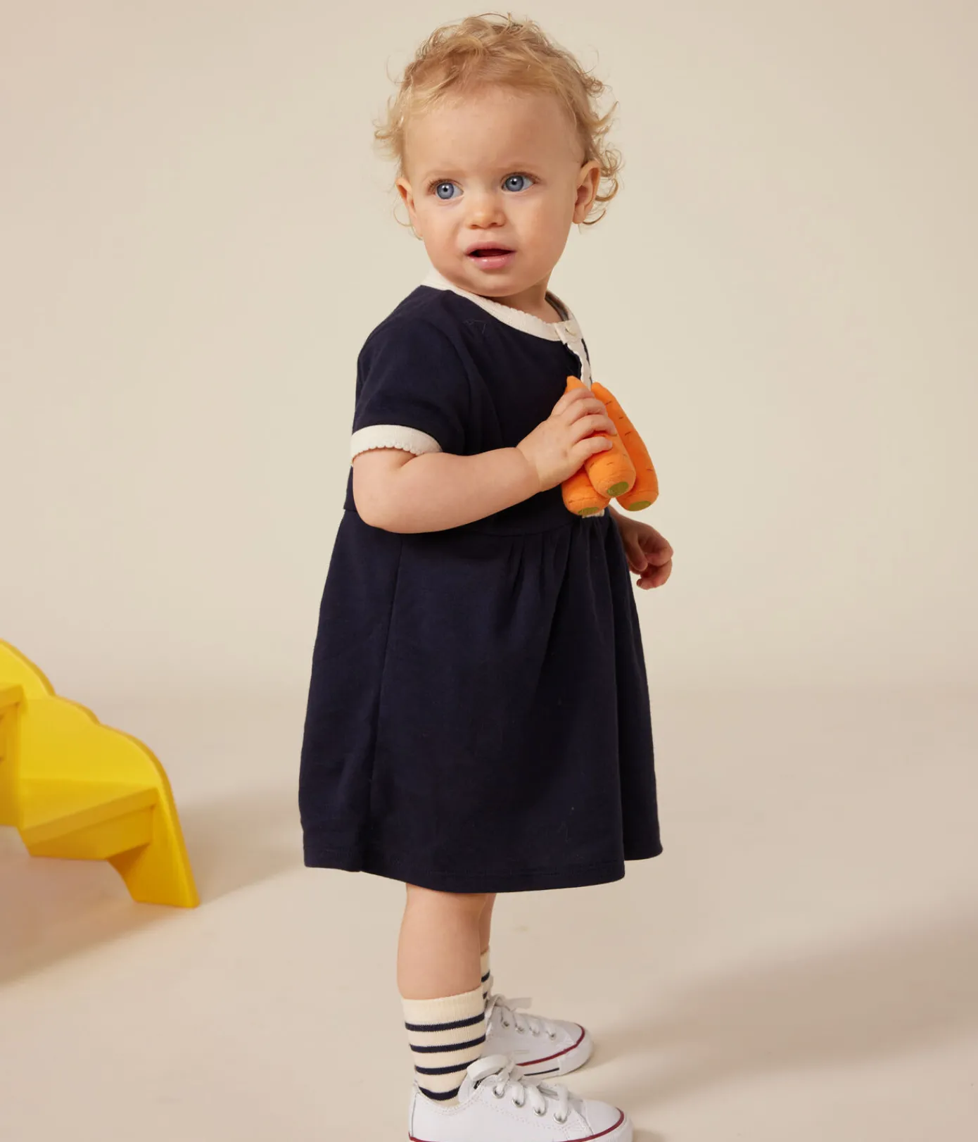 Petit Bateau Kleider*Kurzärmeliges Baby-Kleid aus Baumwolle blau SMOKING