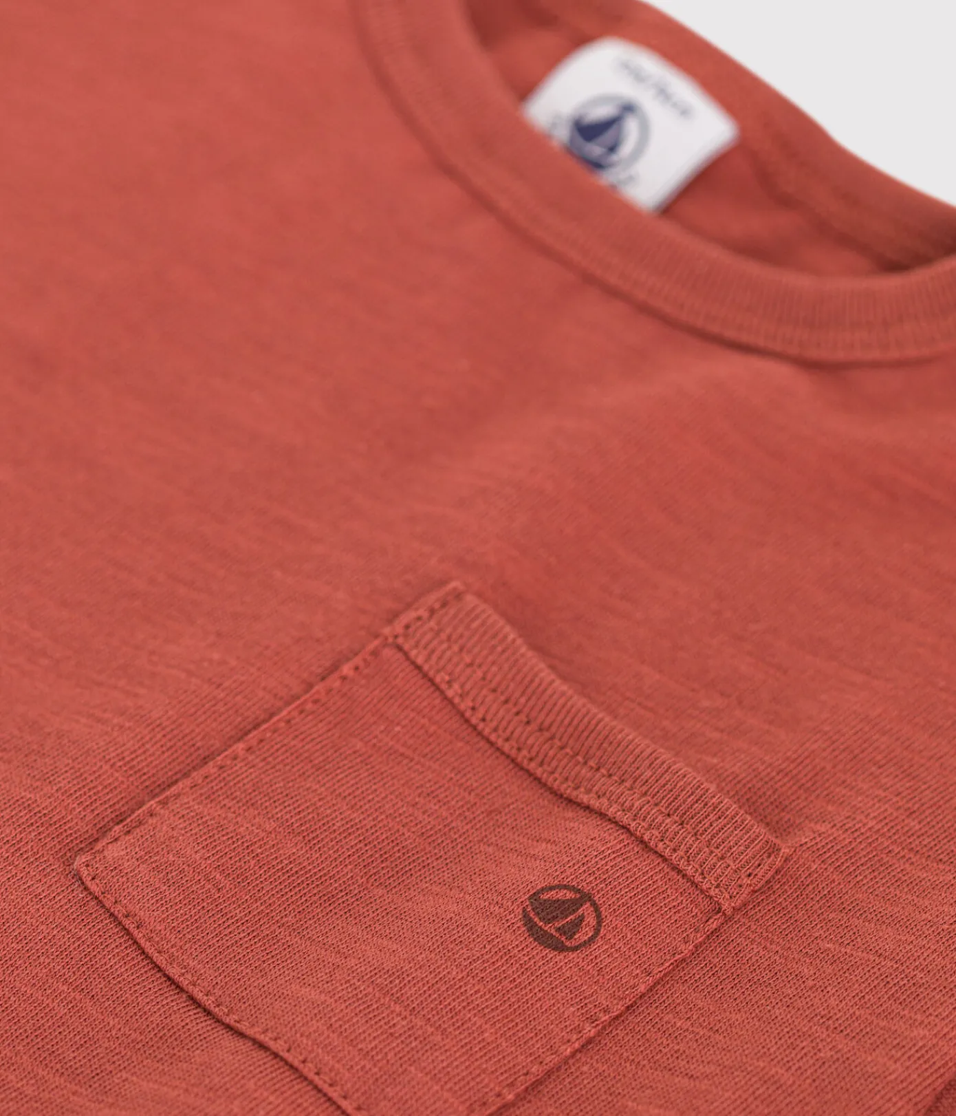 Petit Bateau T-Shirts, Oberteile*Kurzärmeliges Baby-T-Shirt aus geflammtem Jersey braun FAMEUX