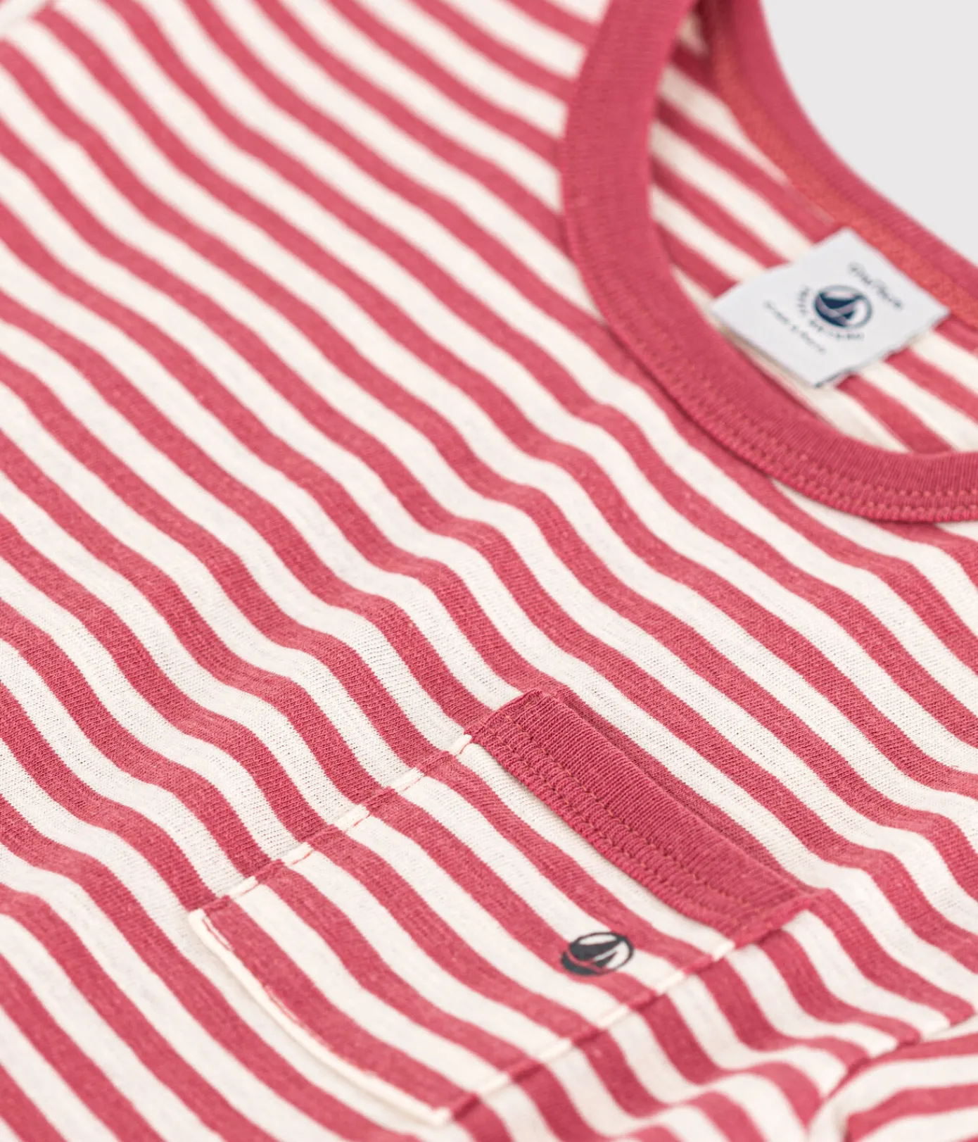 Petit Bateau T-Shirts, Oberteile*Kurzärmeliges gestreiftes Baby-T-Shirt aus gestreiftem geflammtem Jersey. rosa PAPI/beige AVALANCHE