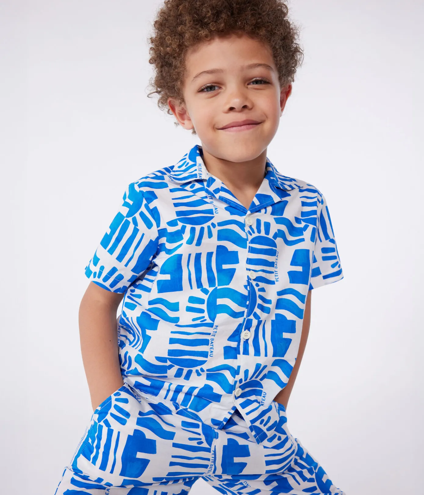 Petit Bateau T-Shirts, Poloshirts, Hemden*Kurzärmeliges Kinder-Hemd aus bedruckter Baumwolle blau MARSHMALLOW/ PORCELANA