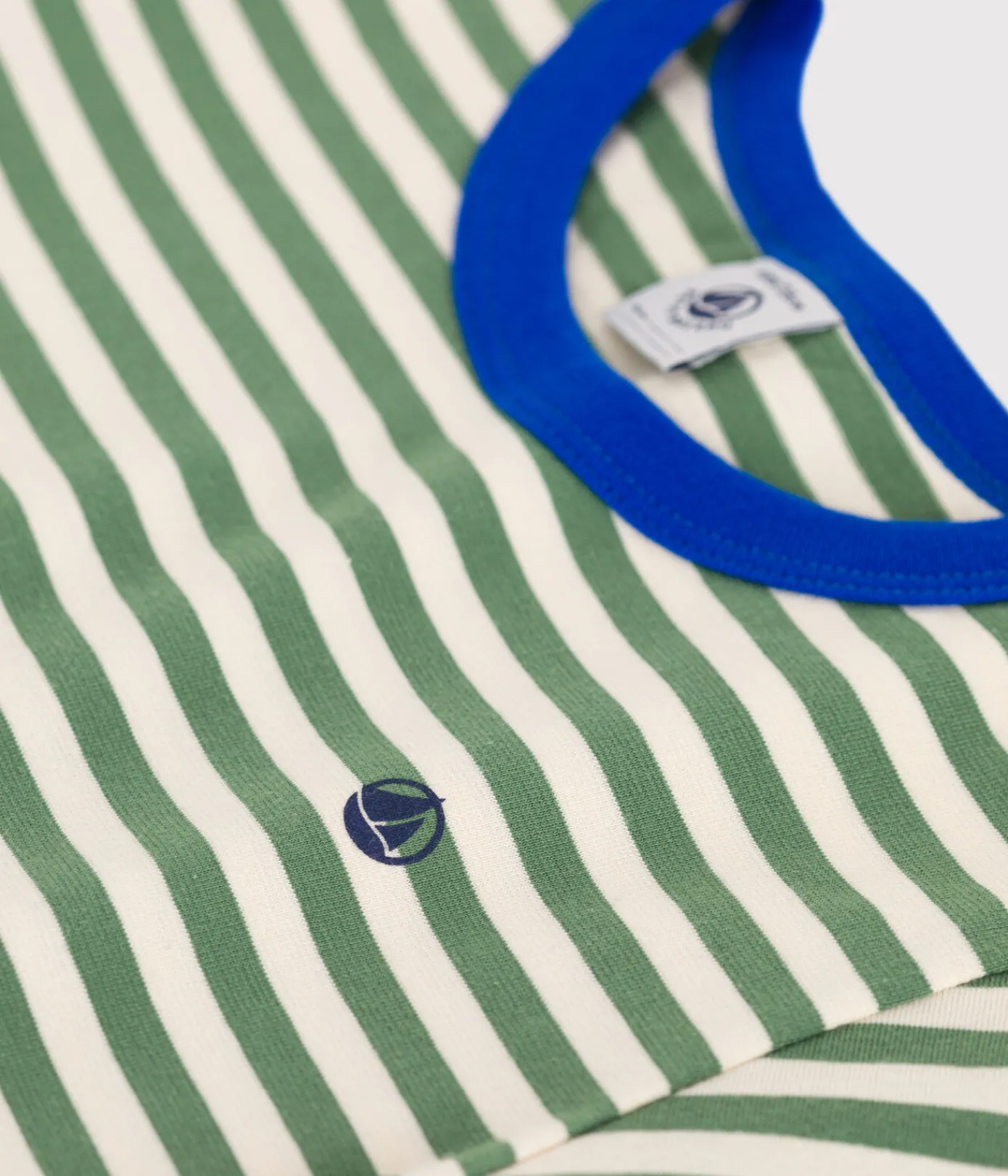 Petit Bateau T-Shirts, Poloshirts, Hemden*Kurzärmeliges Kinder-T-Shirt aus Baumwolle mit Streifen grün PALMERAIE/ AVALANCHE