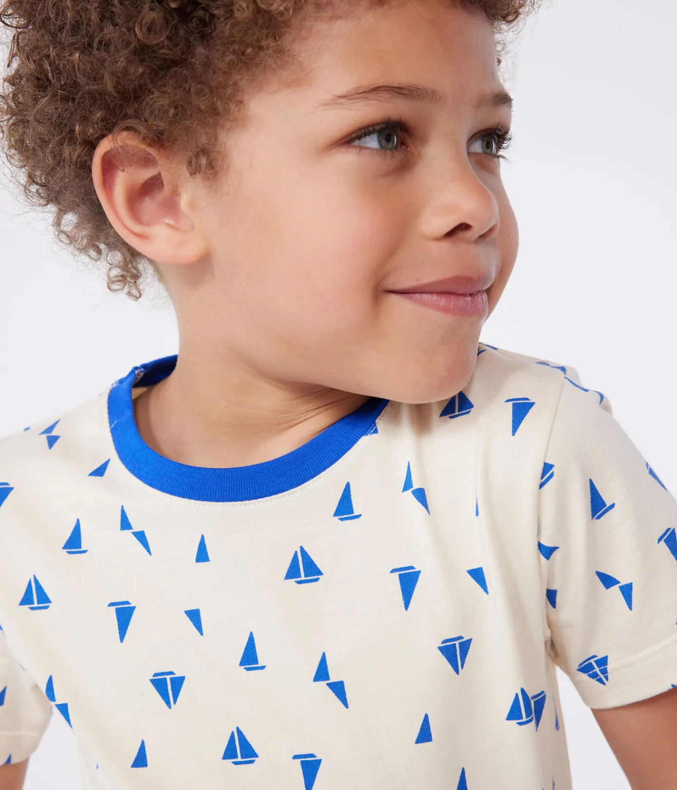 Petit Bateau T-Shirts, Poloshirts, Hemden*Kurzärmeliges Kinder-T-Shirt aus bedruckter Baumwolle blau AVALANCHE/weiss PERSE