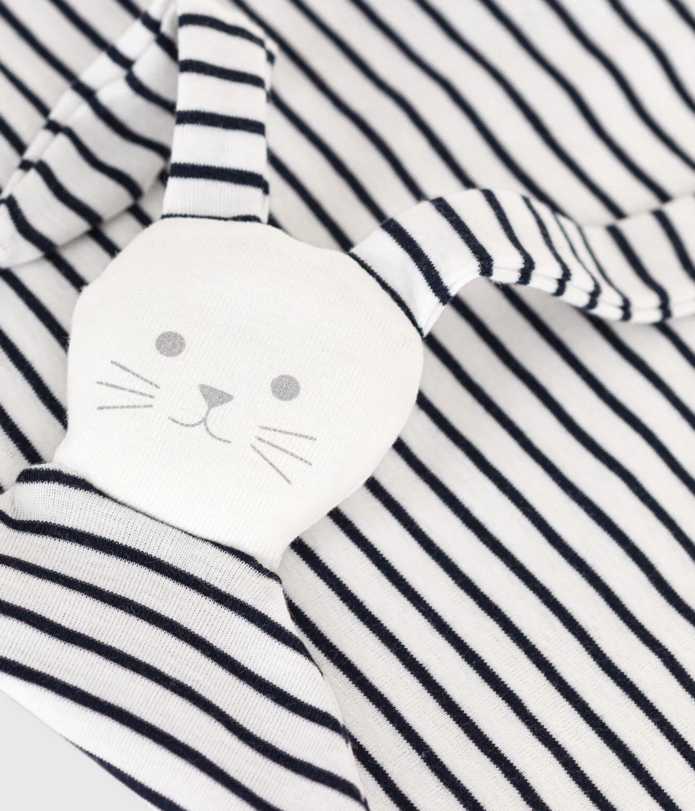 Petit Bateau Kuscheltiere|Newborn*Kuscheltier aus Baumwolle, mit Matrosenstreifen weiss MARSHMALLOW/blau SMOKING