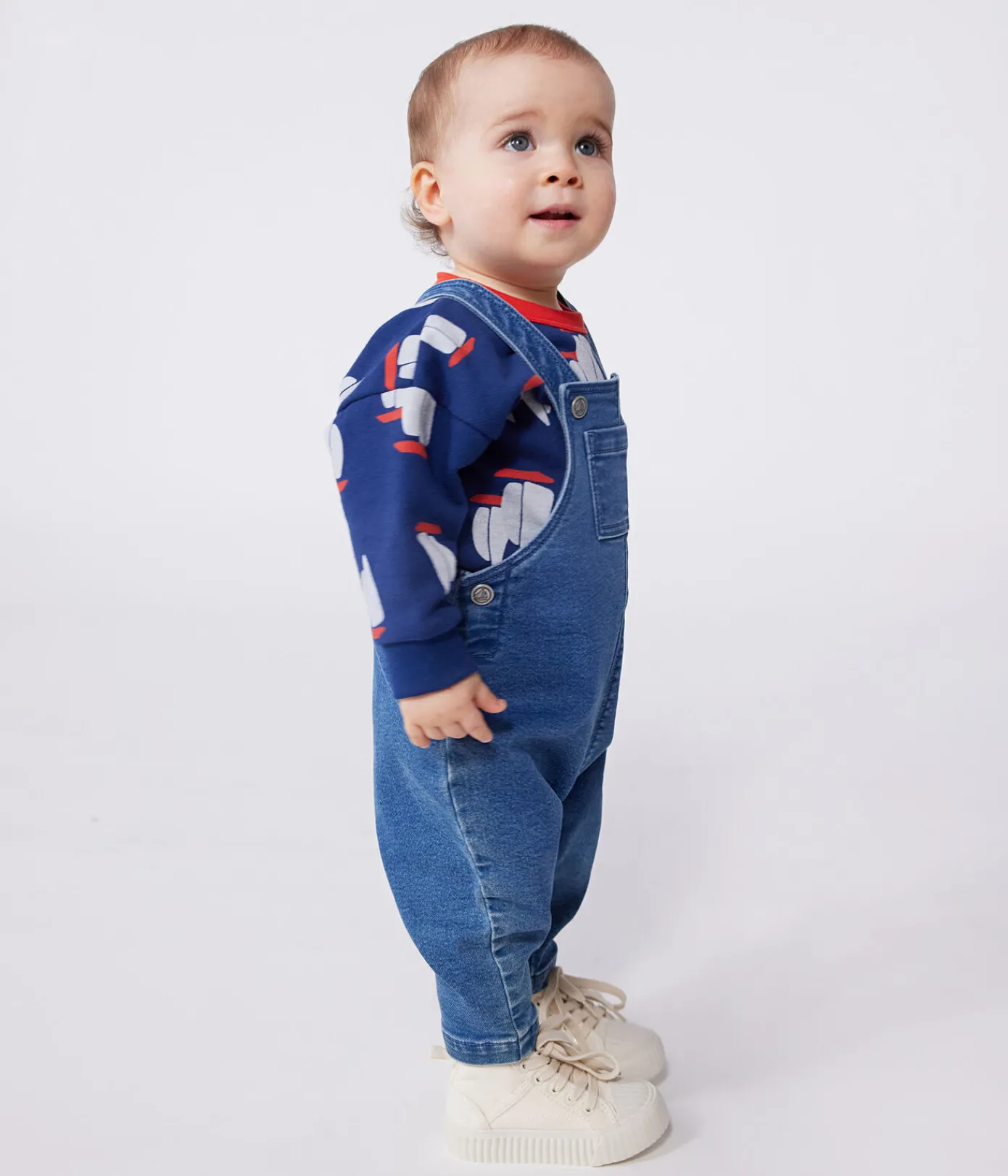 Petit Bateau Sets, Overalls & Latzhosen*Langbeinige Baby-Latzhose aus Jeansstoff mit Elastan. blau BLEU DELAVE