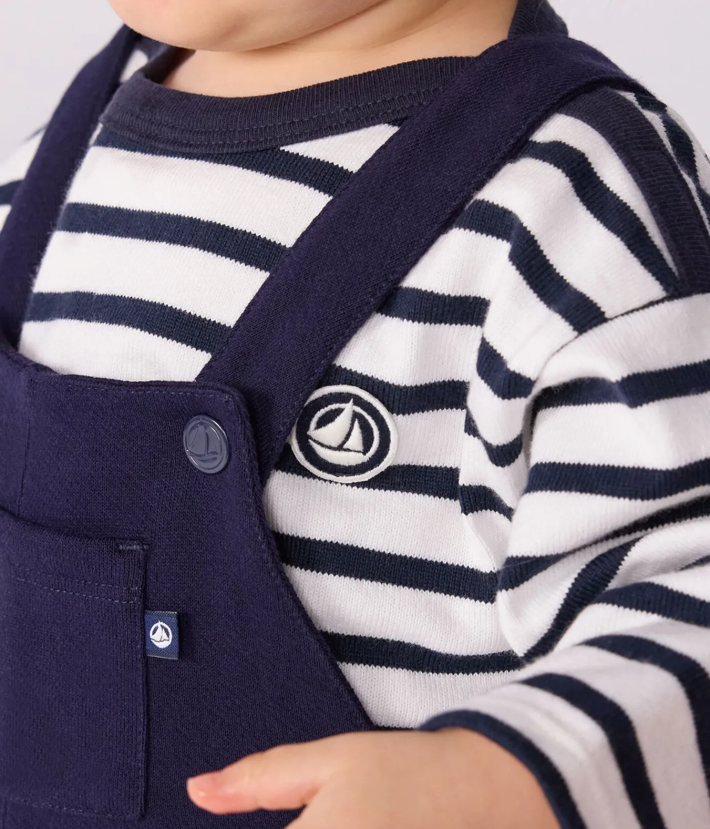 Petit Bateau Sets, Overalls & Latzhosen*Langbeinige Baby-Latzhose aus einfarbiger Baumwolle SOIR