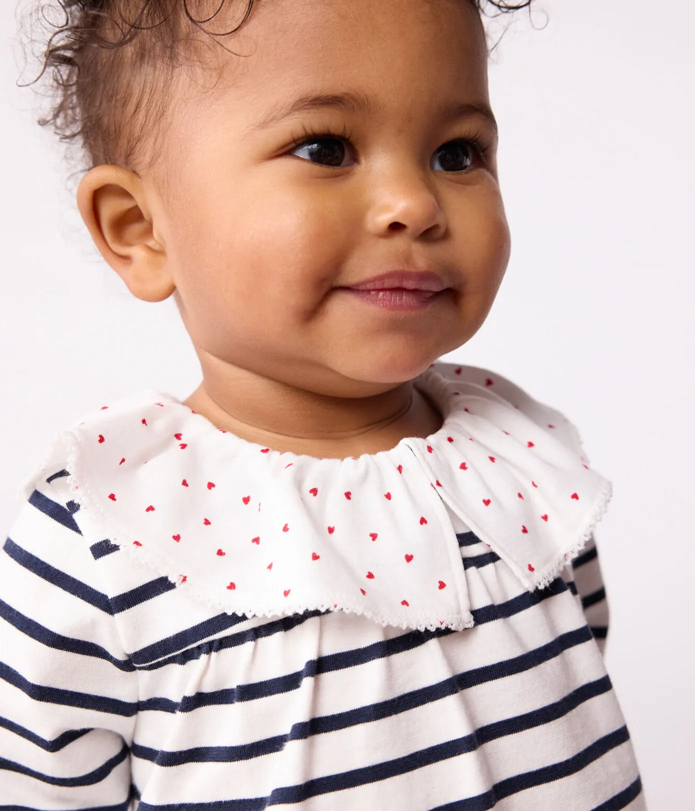 Petit Bateau T-Shirts, Oberteile*Langärmelige Baby-Bluse aus Baumwolle mit Matrosenstreifen und Herz-Kragen weiss MARSHMALLOW/blau SMOKING