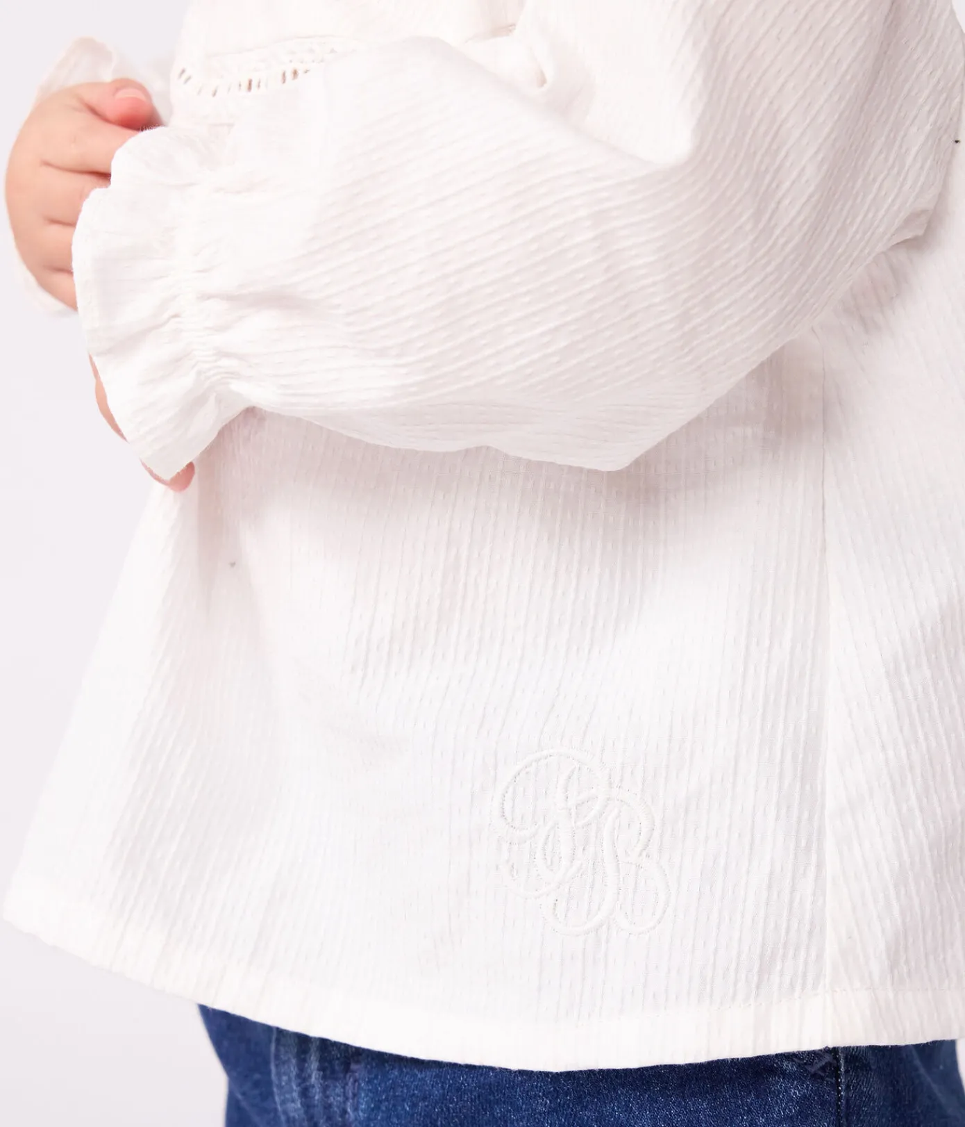 Petit Bateau T-Shirts, Oberteile*Langärmelige Baby-Bluse aus Baumwoll-Popeline mit Kragen und Stickereien weiss ECUME
