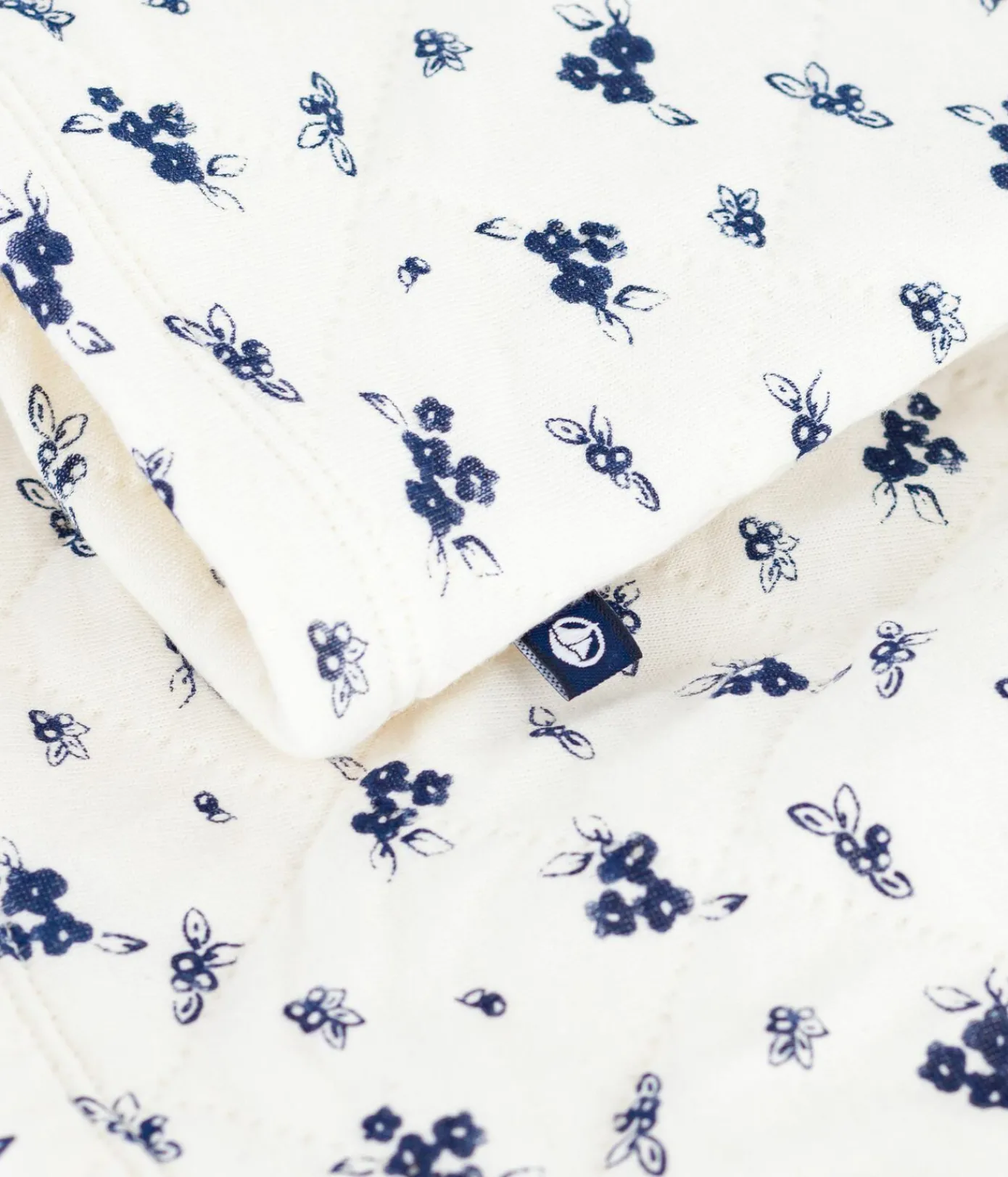 Petit Bateau Kleider*Langärmeliges Baby-Kleid aus Baumwolle mit Blumenmuster blau MILK/ SOIR