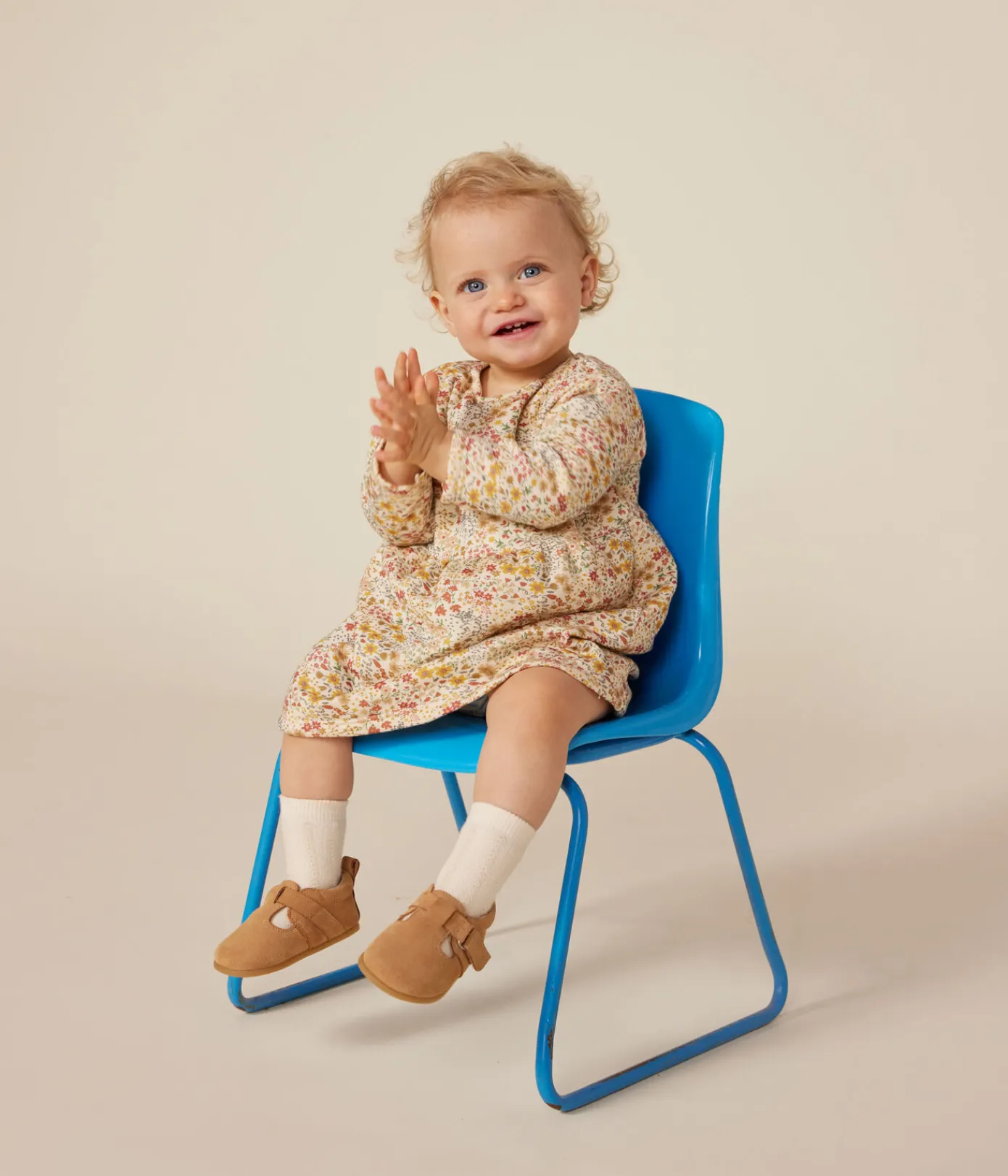 Petit Bateau Kleider*Langärmeliges Baby-Kleid aus gestepptem Doppeljersey weiss AVALANCHE/ MULTICO