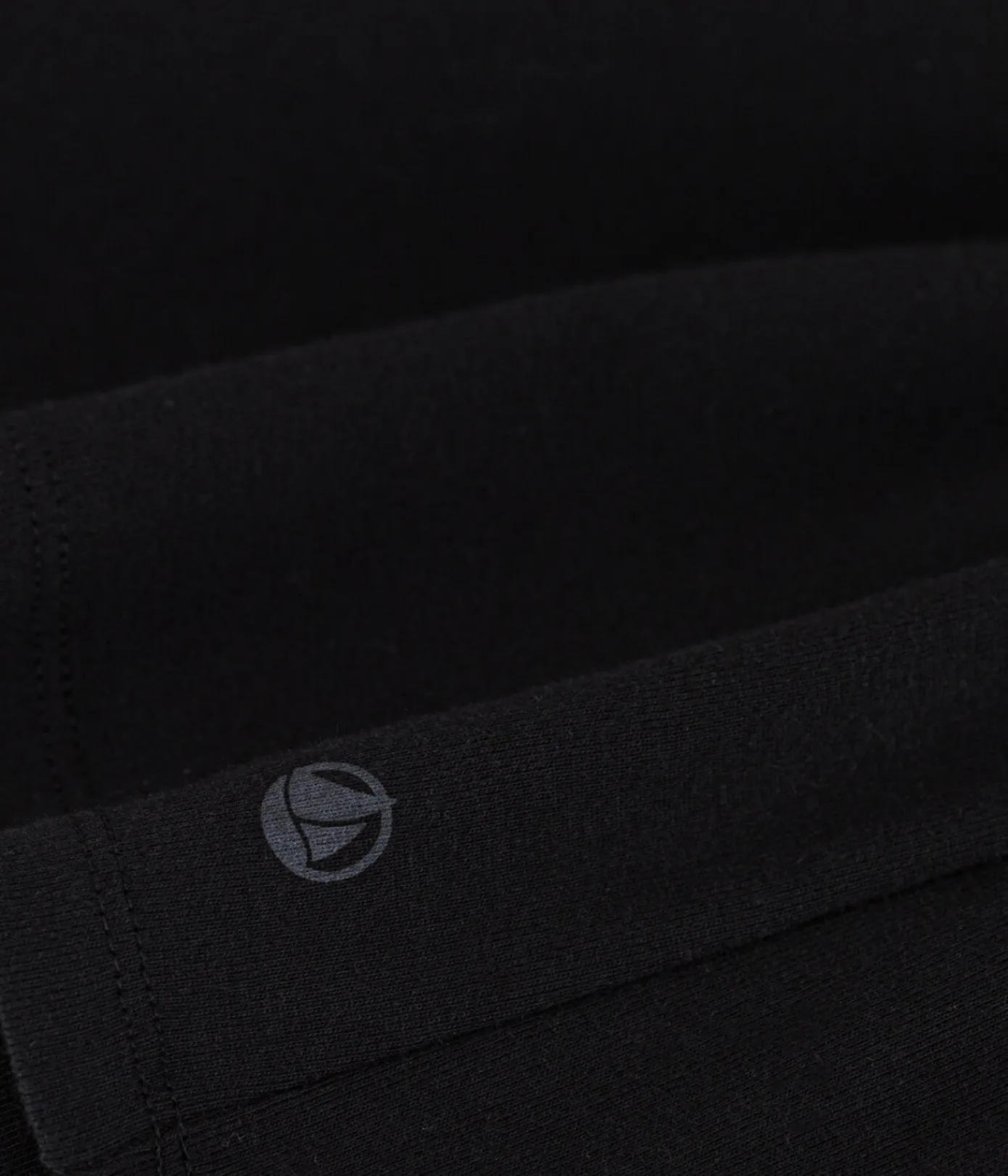 Petit Bateau Alle Langarmshirts|Das Ikonische (Slim)*Langärmeliges Damen-T-Shirt L'Iconique aus einfarbigem Rippstrick schwarz BLACK