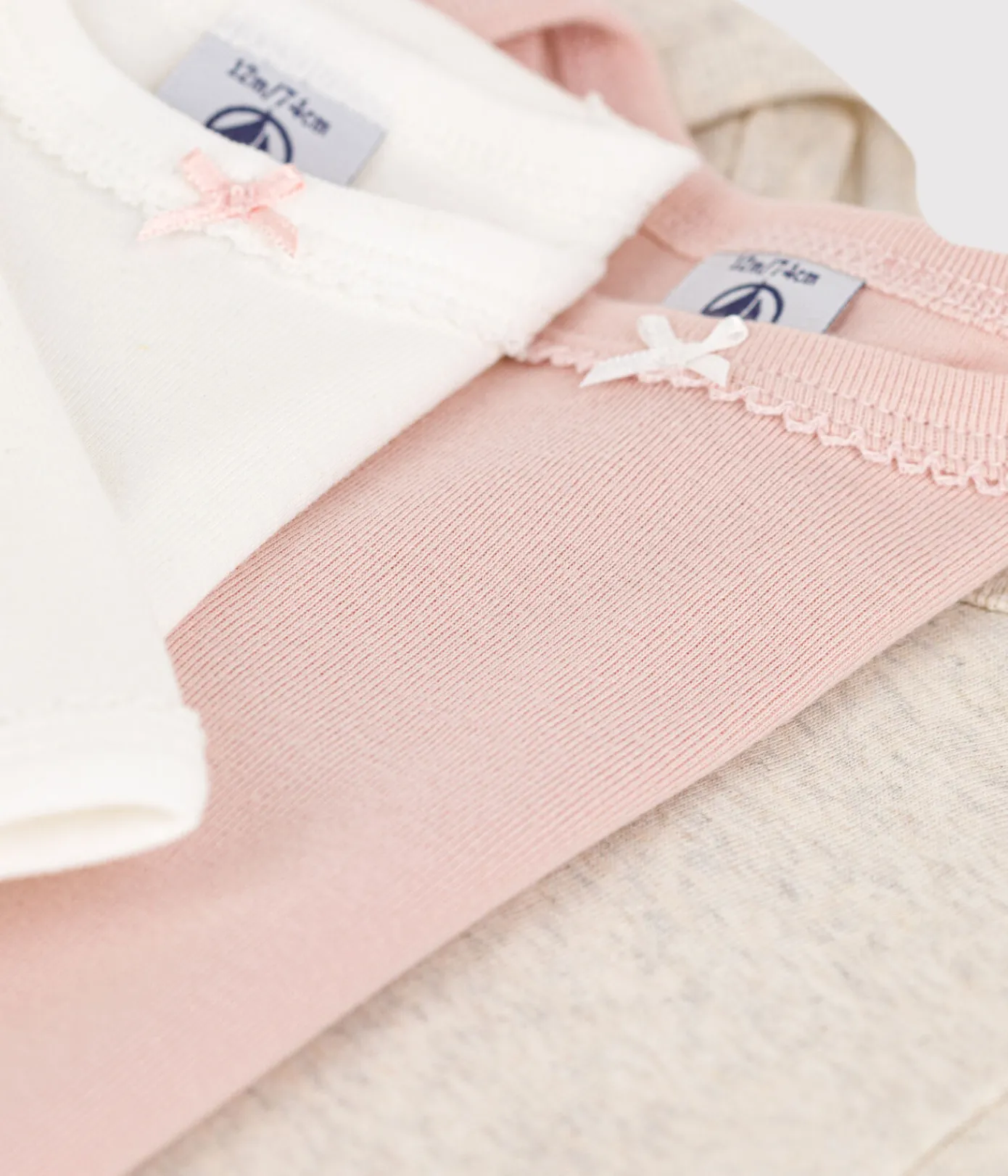 Petit Bateau Bodys*Langärmlige Baby-Bodys aus Baumwolle im 3er-Set variante 1