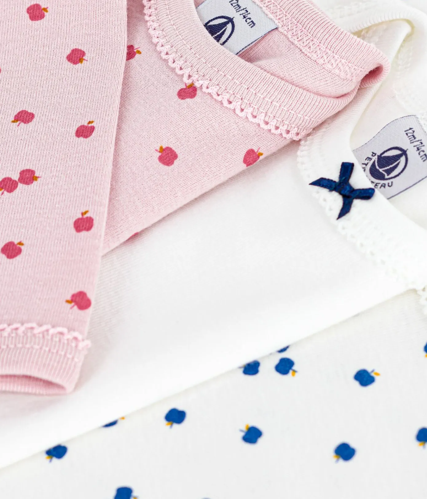 Petit Bateau Bodys*Set langärmeliger Baby-Bodys aus Baumwolle mit Apfelmotiv variante 1