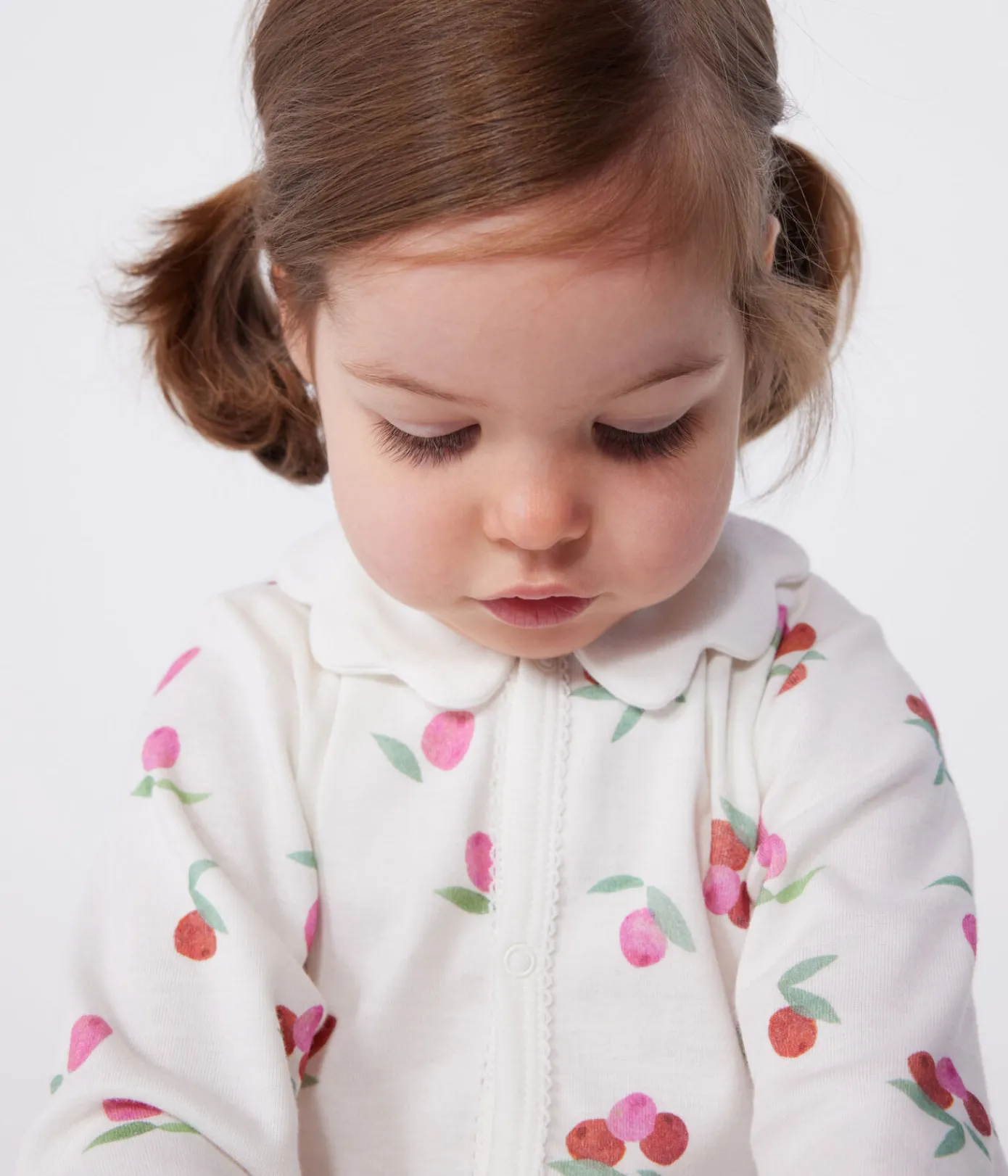 Petit Bateau Schlafanzüge, Strampler*Strampler aus Baumwolle Kragen in Blütenform mit Fruchtmotiv weiss MARSHMALLOW/weiss MULTICO