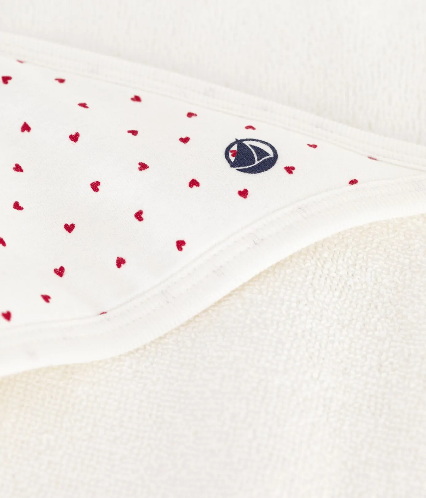 Petit Bateau Badetücher, Badecapes|Newborn*Viereckiges Baby-Badetuch aus Baumwolle weiss MARSHMALLOW/ROT TERKUIT